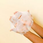Mascarilla con propiedades antiacné apta para la piel acneica.